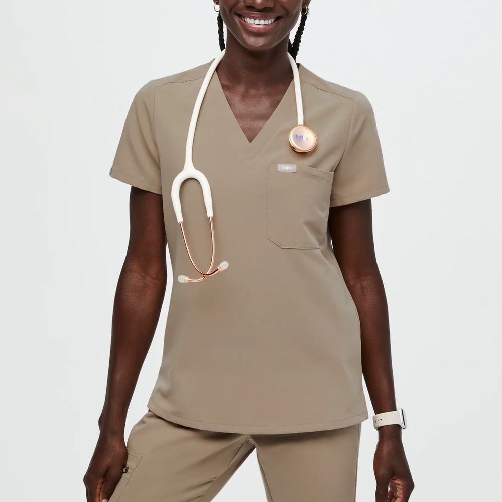 Catarina One-Pocket Scrub Top - Picture 3 of 6